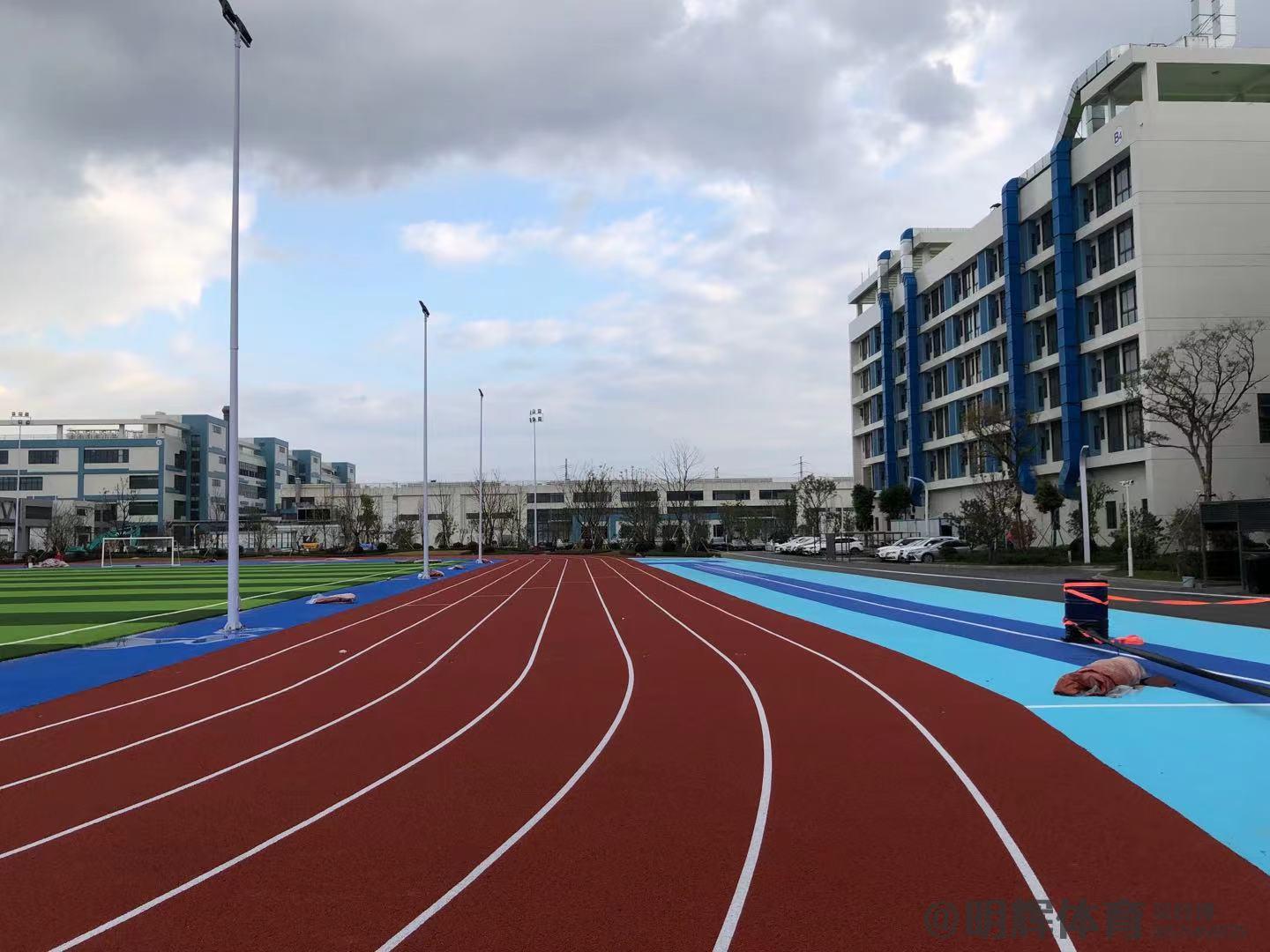 厦门透气型塑胶跑道的价格是多少